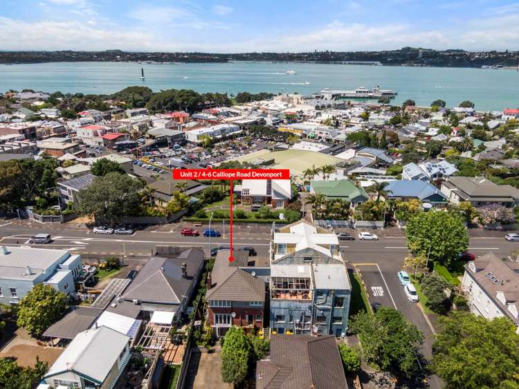 2/4 Calliope Road Devonport_1