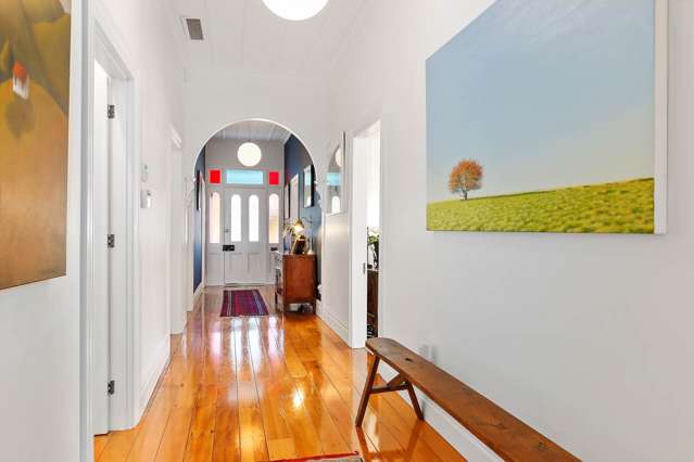 38 Mozeley Avenue Devonport_3