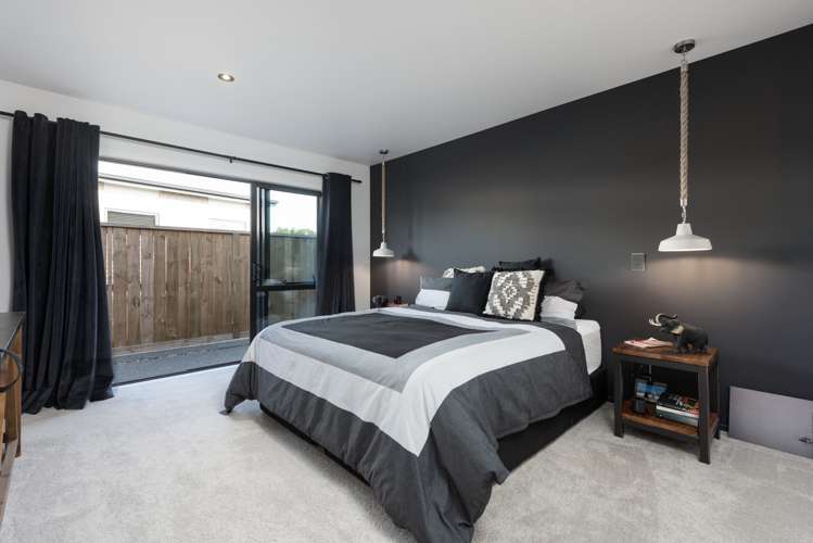 24 Puhirake Crescent Pyes Pa_6