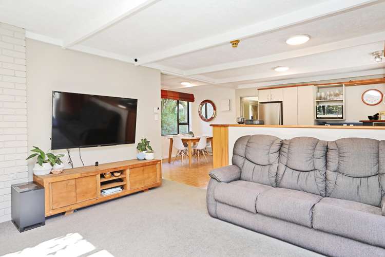 75 Oreti Road Otatara_11