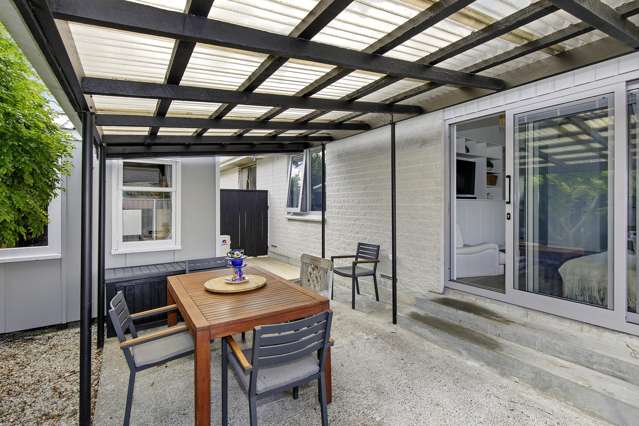 F/1 457 Fergusson Drive Trentham_1