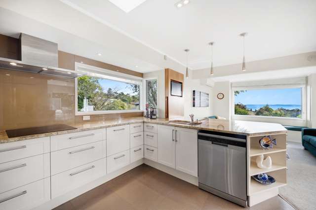 33 Bleakhouse Road Mellons Bay_2
