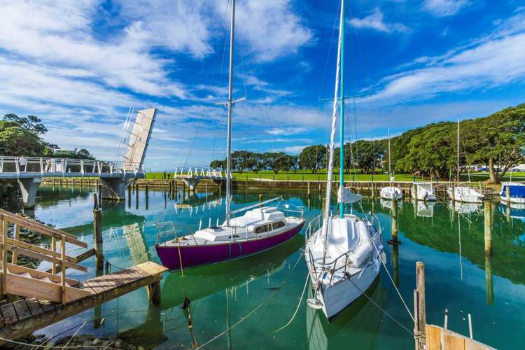 1/44 Seaview Road Castor Bay_43