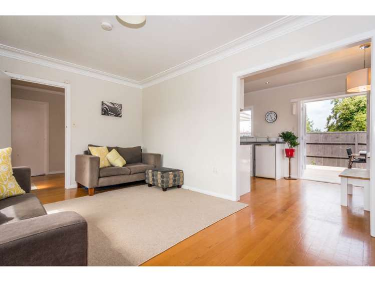 2a Kelkirk Street Kelston_5