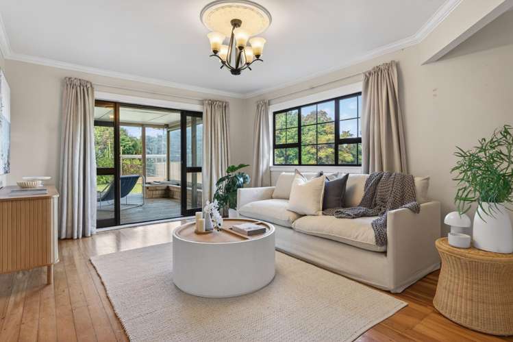 2 Memorial Drive Parahaki_12