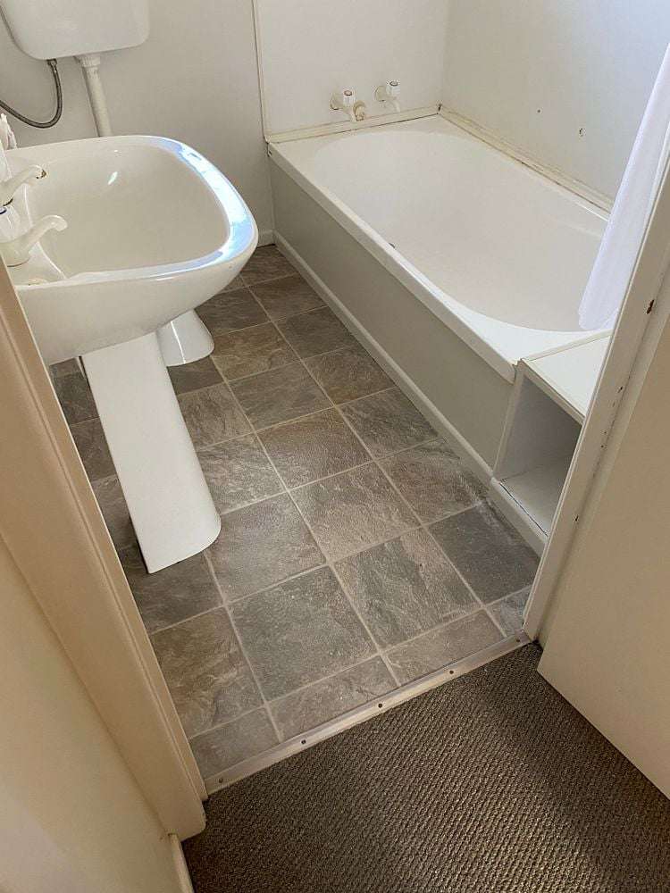 1/10 Ocean View Road Northcote_24