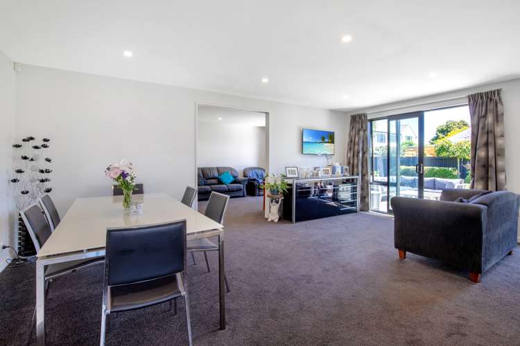 7 Quantock Place Burwood_14