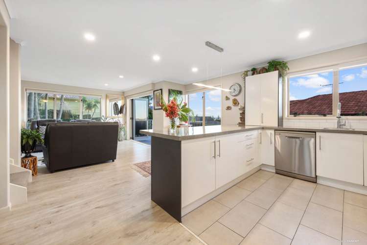 23 West Hoe Heights Orewa_8