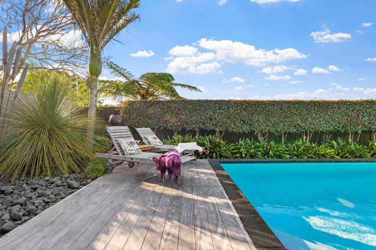 5 Riverside Drive Point Wells_10