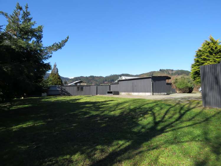 5 Chattockville Road Reefton_16