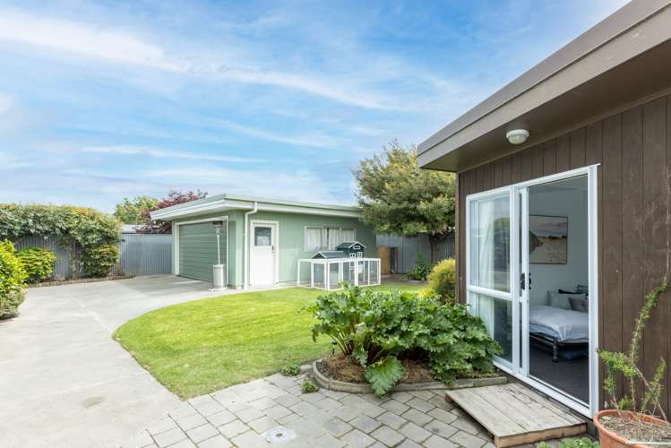 18 Robinson Crescent Tamatea_13