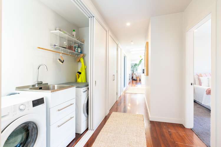 326 South Makara Road Makara_23