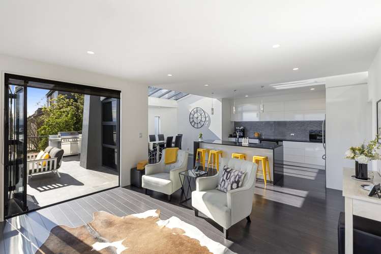 8 Valley View St Andrews Hill_19