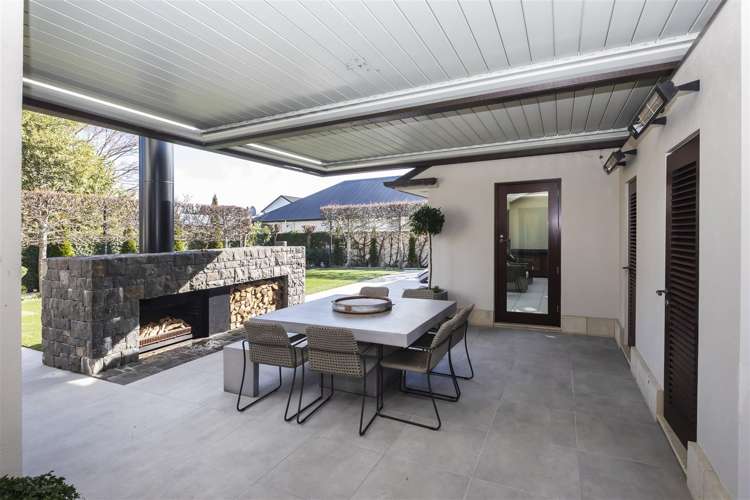 87 Merivale Lane Merivale_38