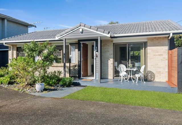 1/5 Lake pupuke drive Takapuna_2