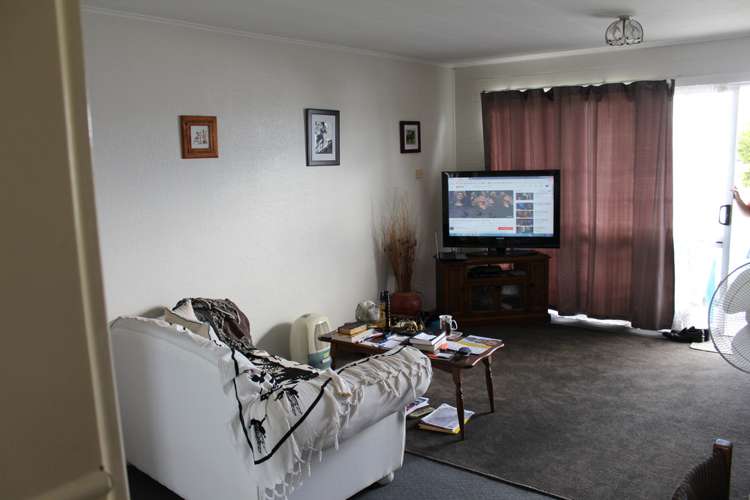 200 Old Farm Road Hamilton East_17