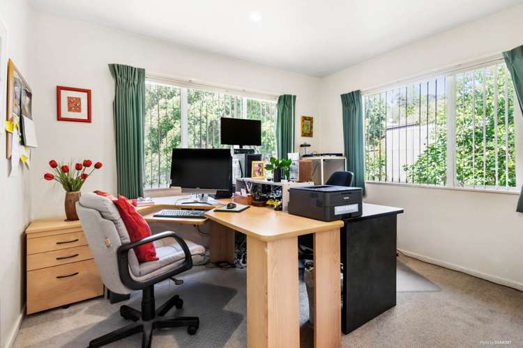 29 De Val Drive Titirangi_11