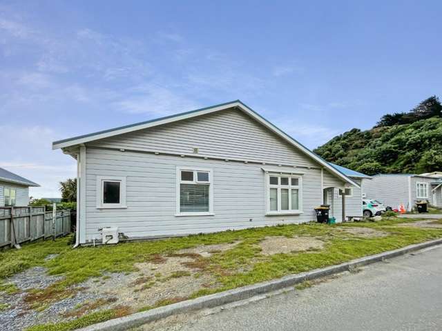 33 Happy Valley Road 1325_1