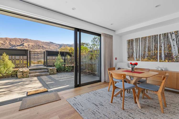 Apt 49 Marina Terrace, 65-95 Lakeside Road Wanaka_9