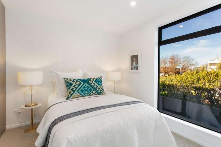 4/44 Winchester Street Merivale_8