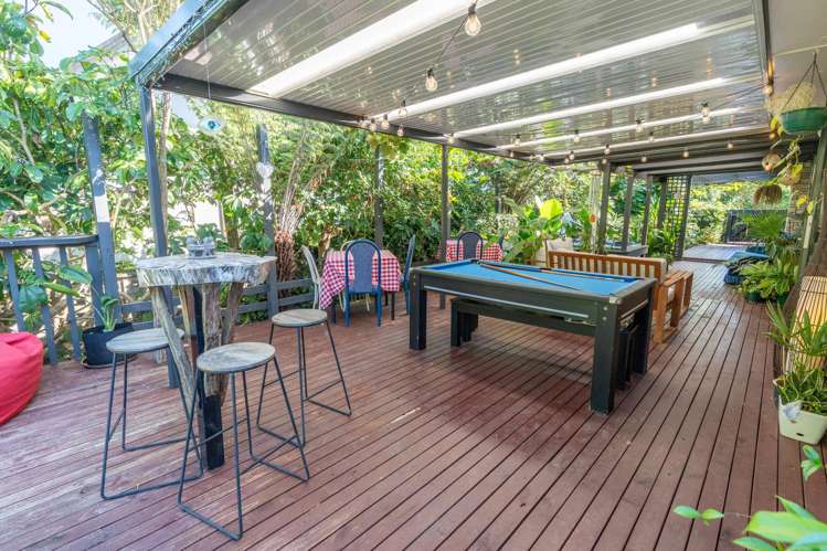 33 Resthill Crescent Glenview_21