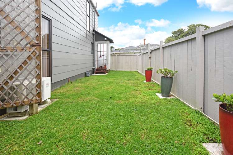 7/67a Spring Street Onehunga_11