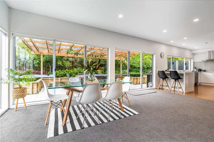 2/54 Norwood Road Bayswater_6