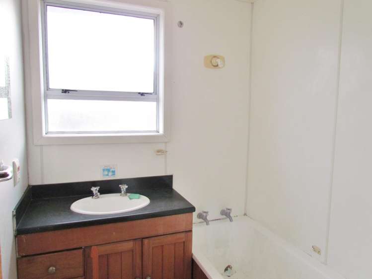 79 River Road Masterton_6