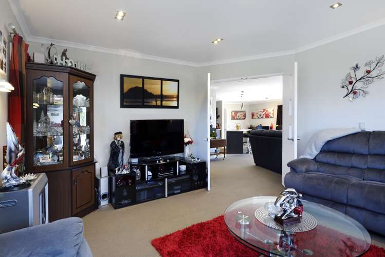 12 Wanderers Avenue Brightwater_7