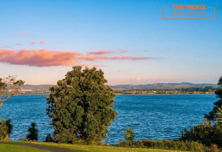 114 A-C Carnoustie Drive Wattle Downs_13