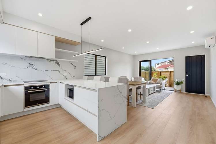 67B Jolson Road Mt Wellington_1