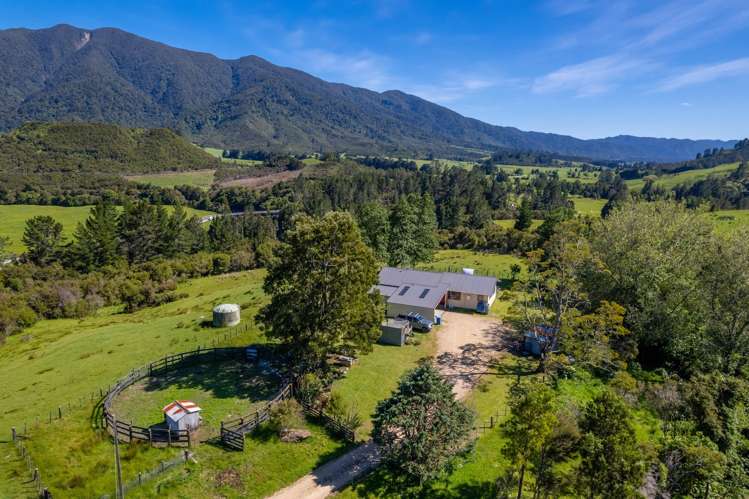 49 Quartz Range Road Bainham_16