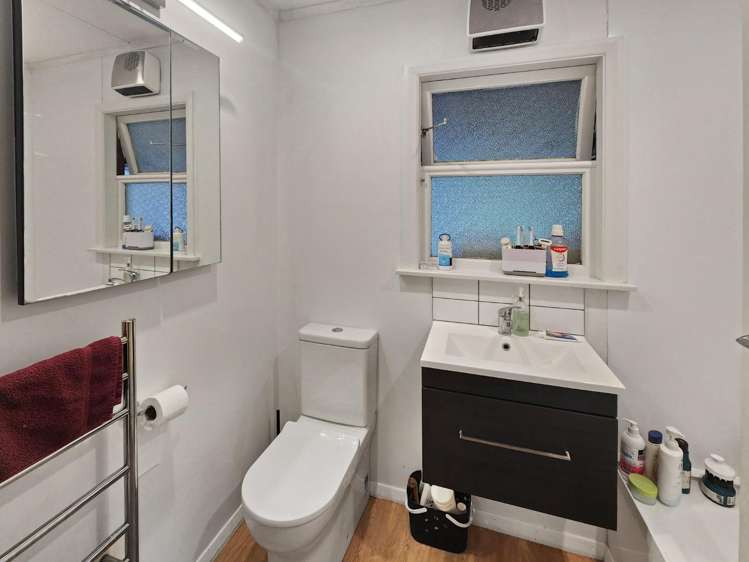 27 Russell Road 10629_10