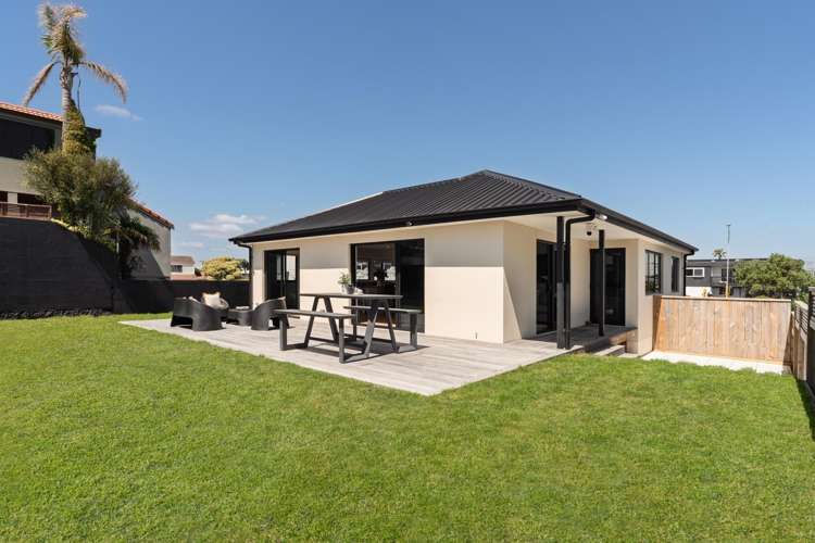 89A Oceanbeach Road Mt Maunganui_3