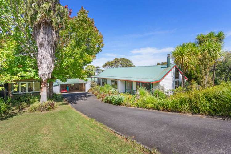 251 Upper Harbour Drive Greenhithe_1