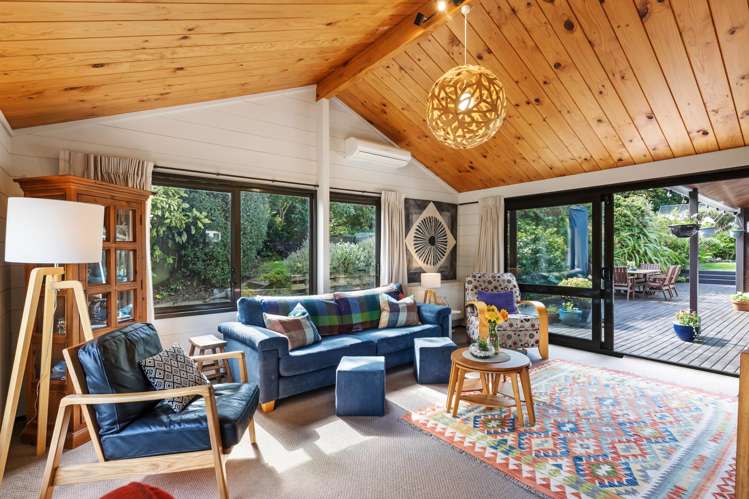 50 David Crescent Karori_13