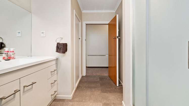 14b Sloane Avenue Tihiotonga_10