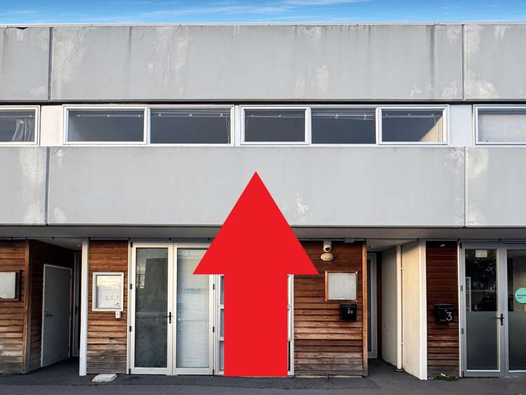 2A Tussock Lane_0