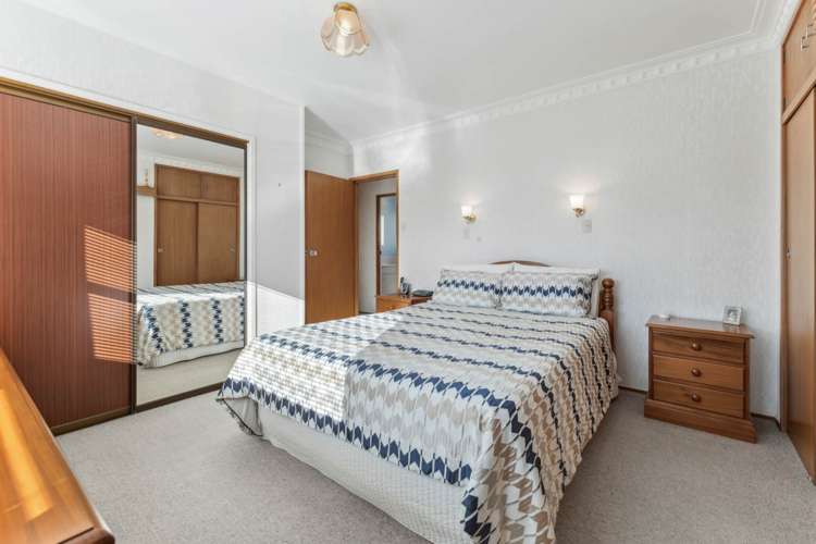 16 Imatra Place Sunnyhills_20