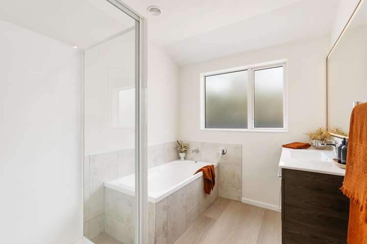 17 Hunt Place Albert Town_15