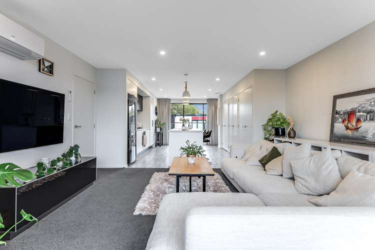 209/182 London Street Hamilton Central_9