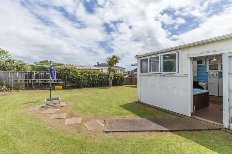 16 Mark Perreau Place Foxton_12