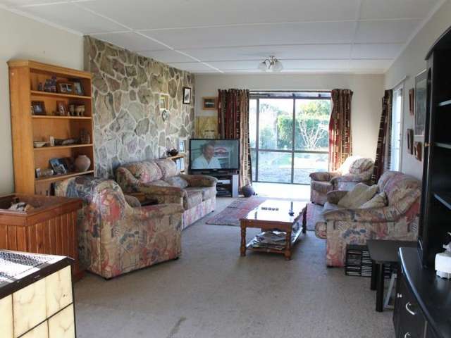 10 Costley Street Carterton_2