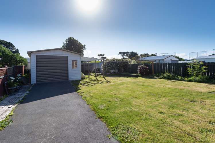 22 Monorgan Road Strathmore Park_13