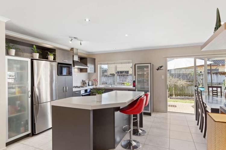 19 Belfry Place Wattle Downs_6