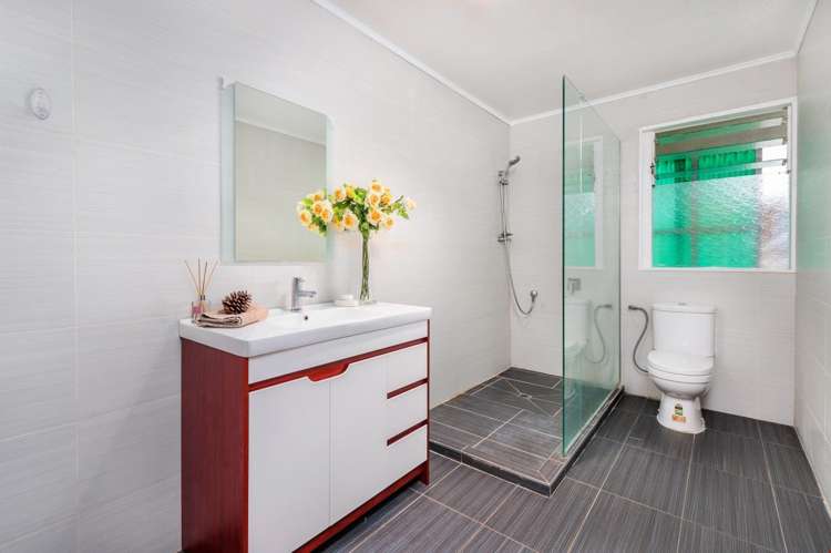 2/28 West Coast Road Glen Eden_11