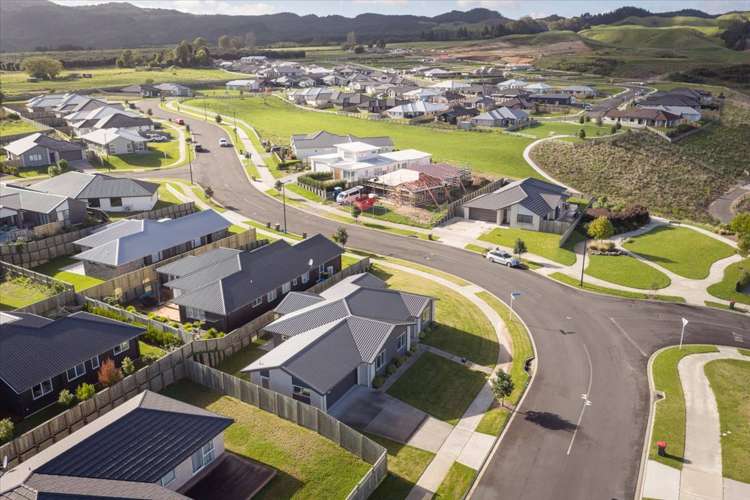 6 Kohekohe Drive Owhata_24