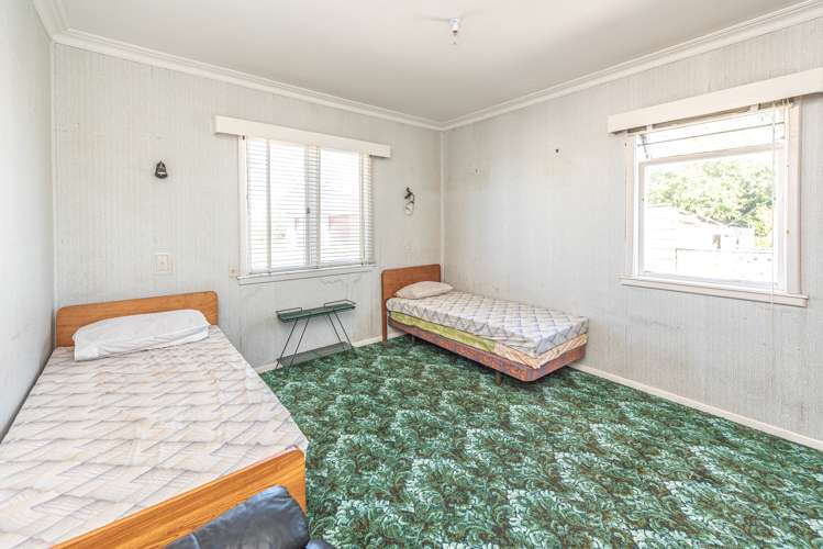 8 West Way Durie Hill_11