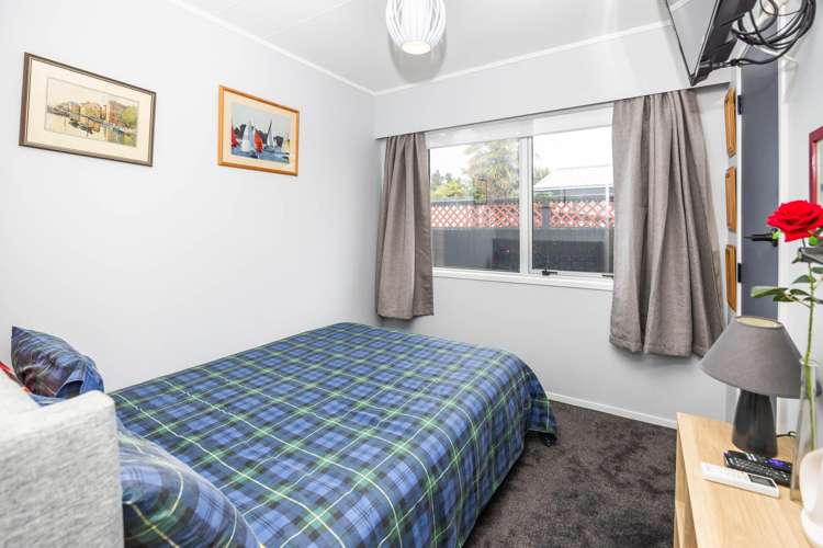 56 Karen Crescent Dinsdale_14