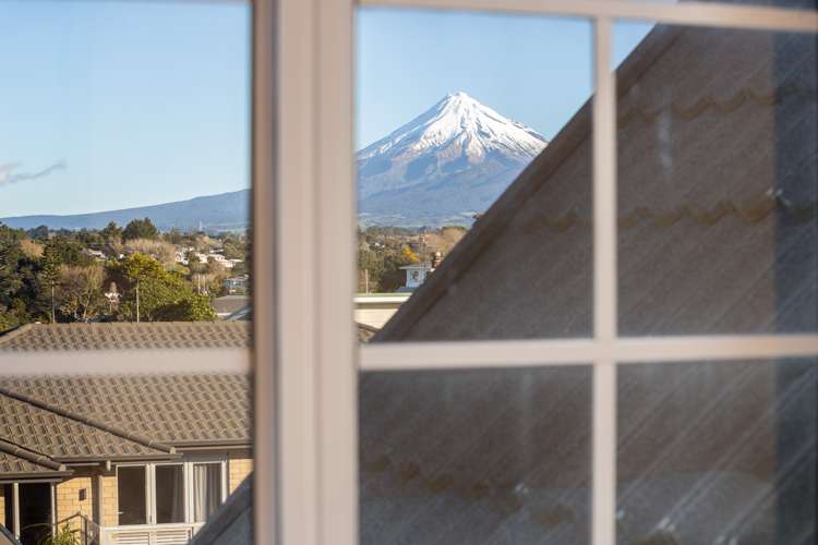 37 Wallace Place Westown_21